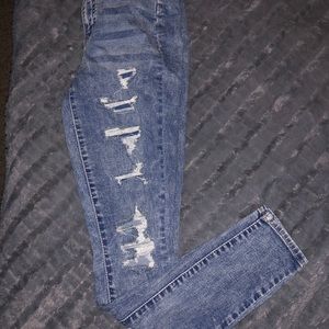 Hi-rise skinny jeans